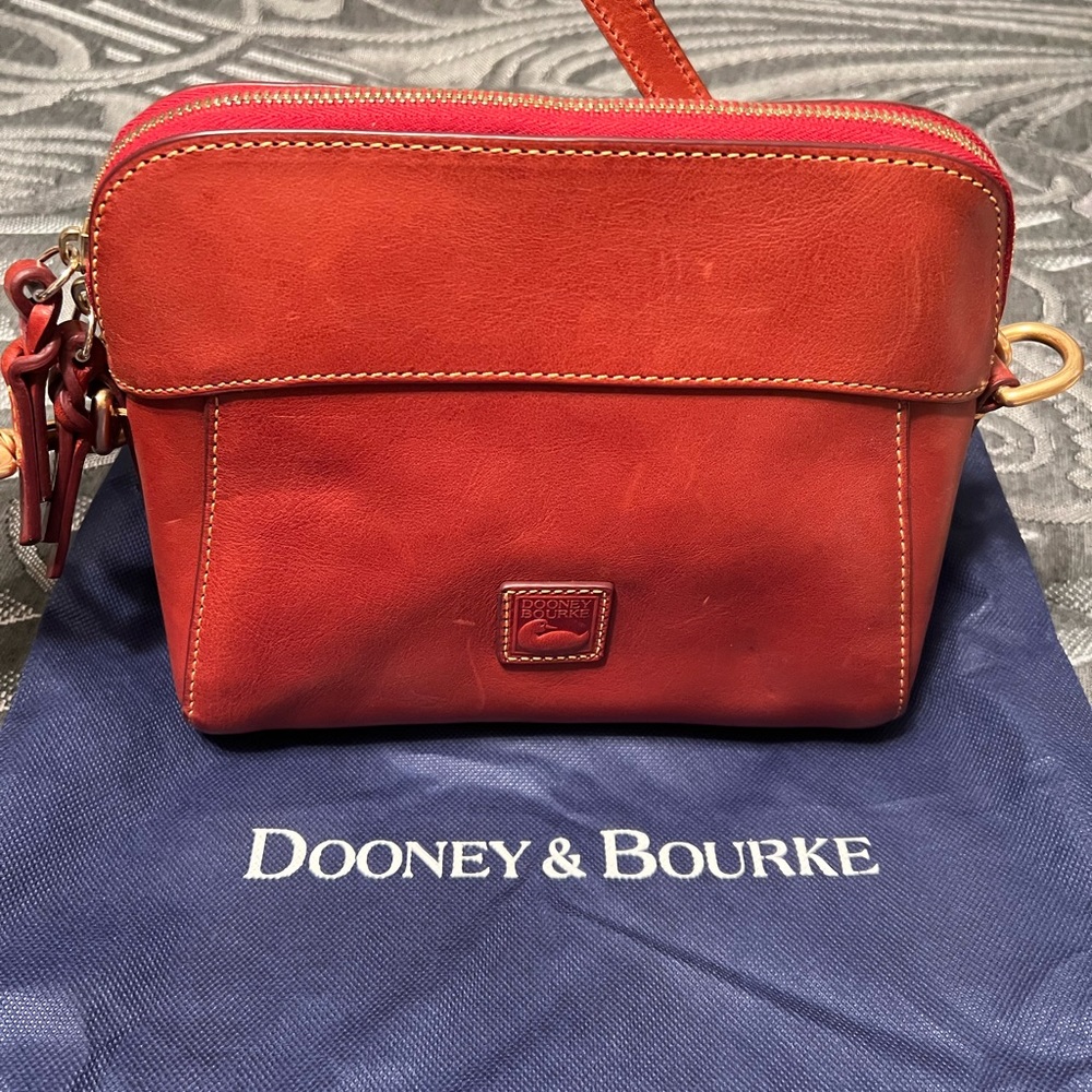 Dooney and Bourke purse